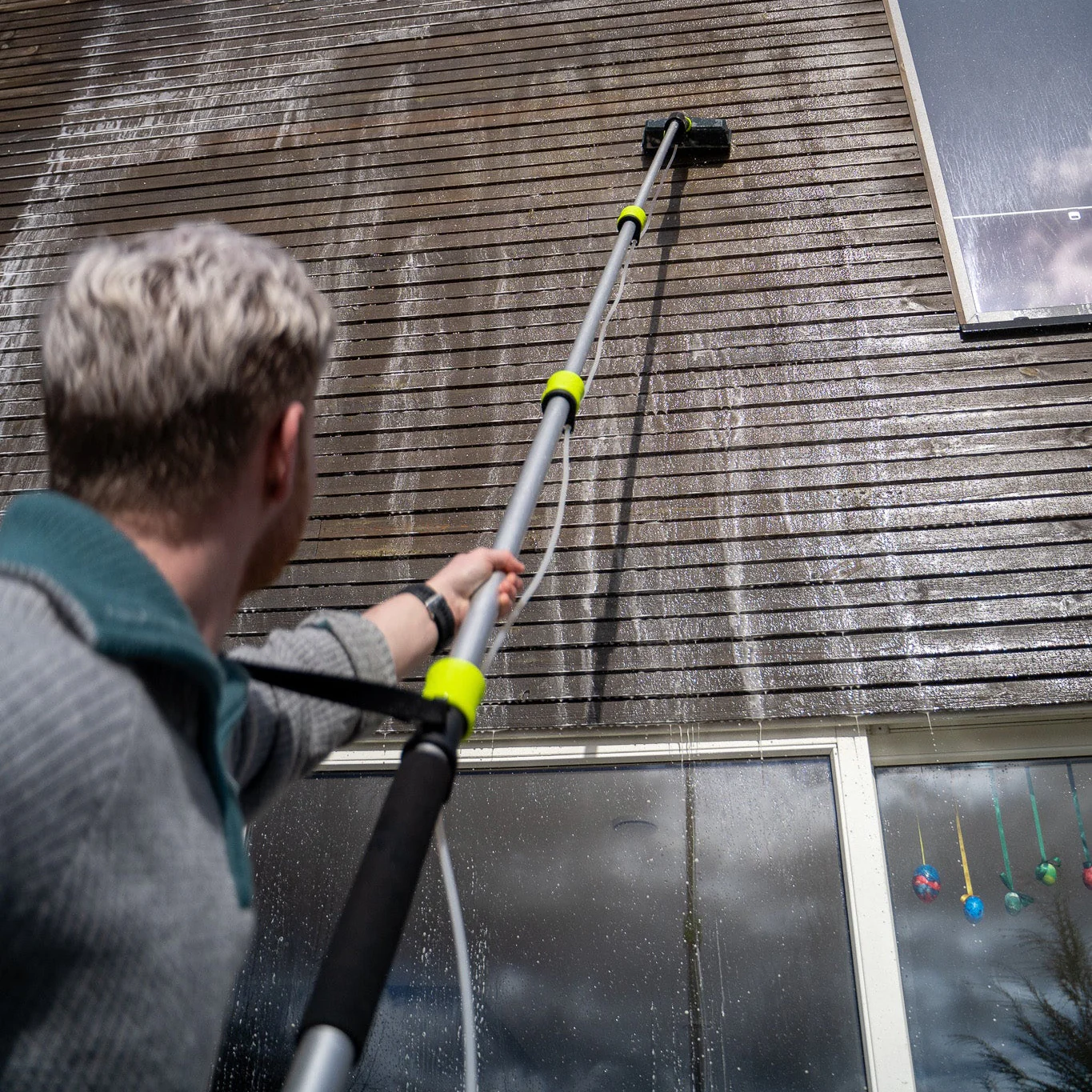 AVA Telescopic Lance (4 meters) - Image 3